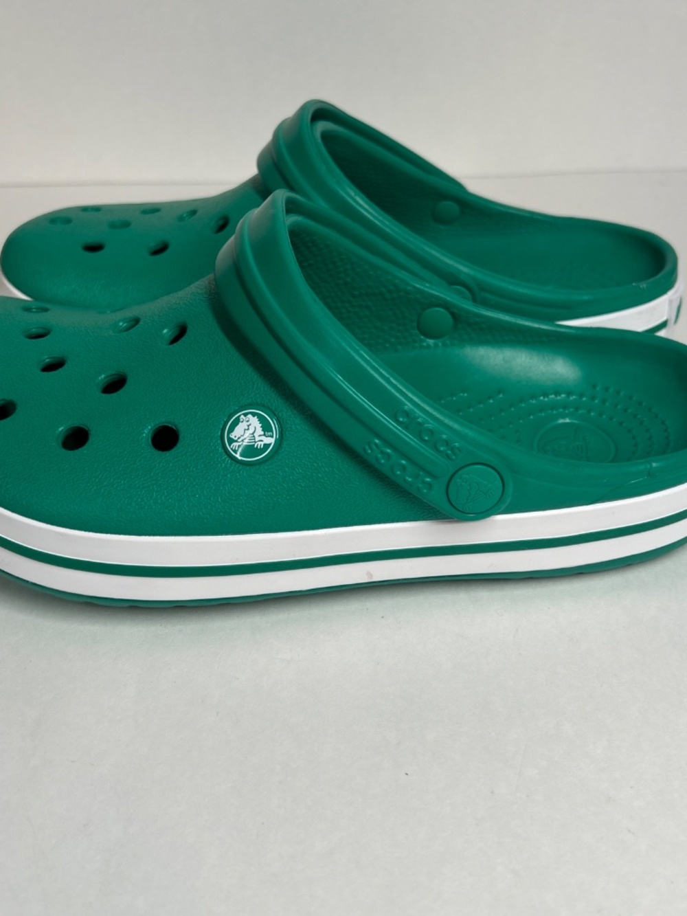 Crocs Adult Off Court Clogs Green White Mens 6 Women 8 Spell Out Platform - Picture 7 of 8